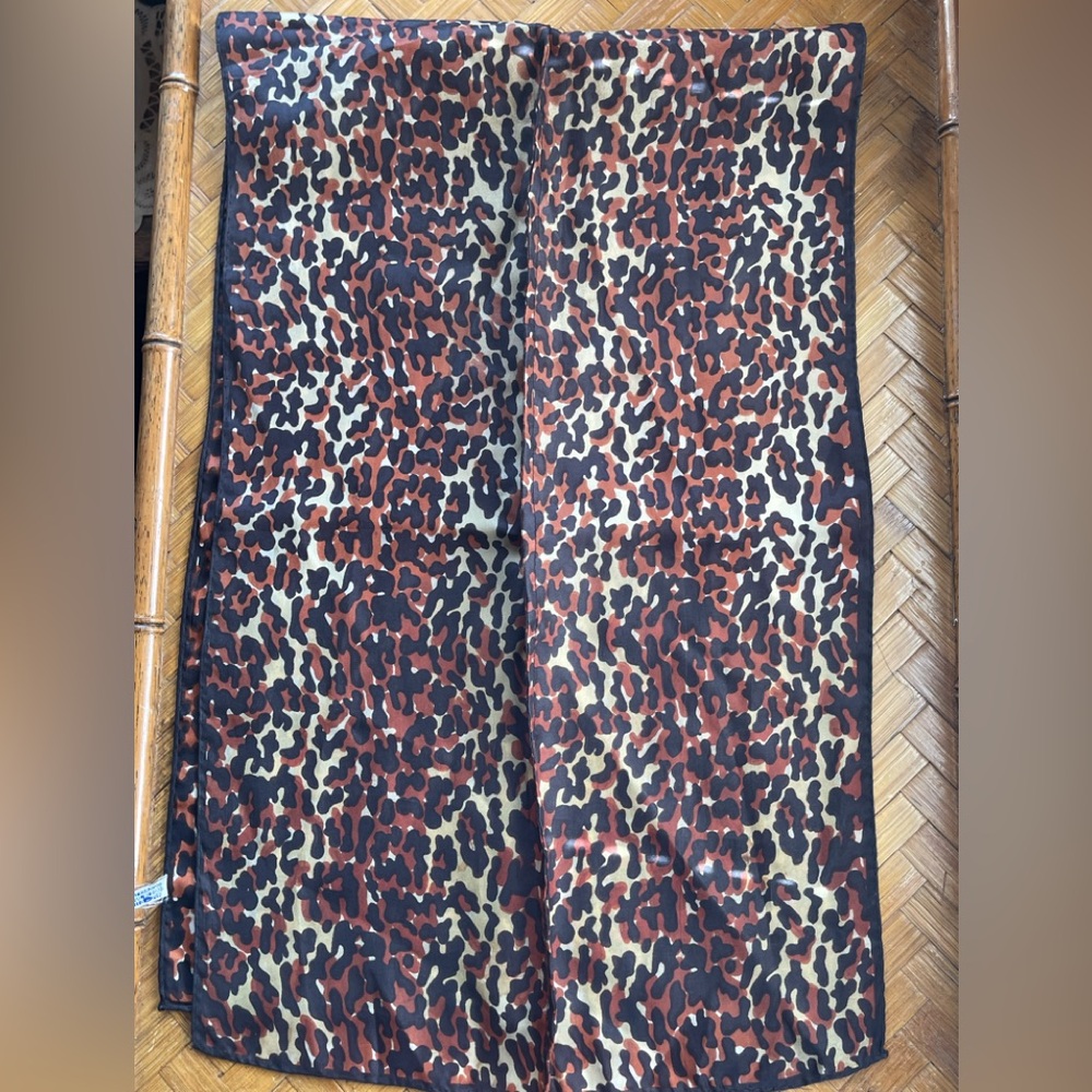 Vintage leopard print retro 1940s scarf acetate